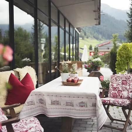 Skihotel Galzig Szálloda