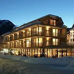 Skihotel Galzig 4*