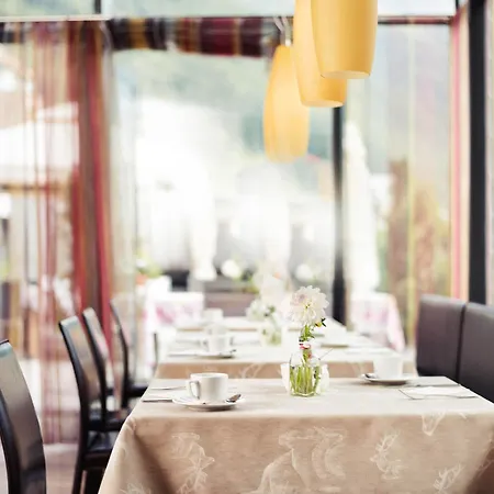 Hotel Skihotel Galzig 4*